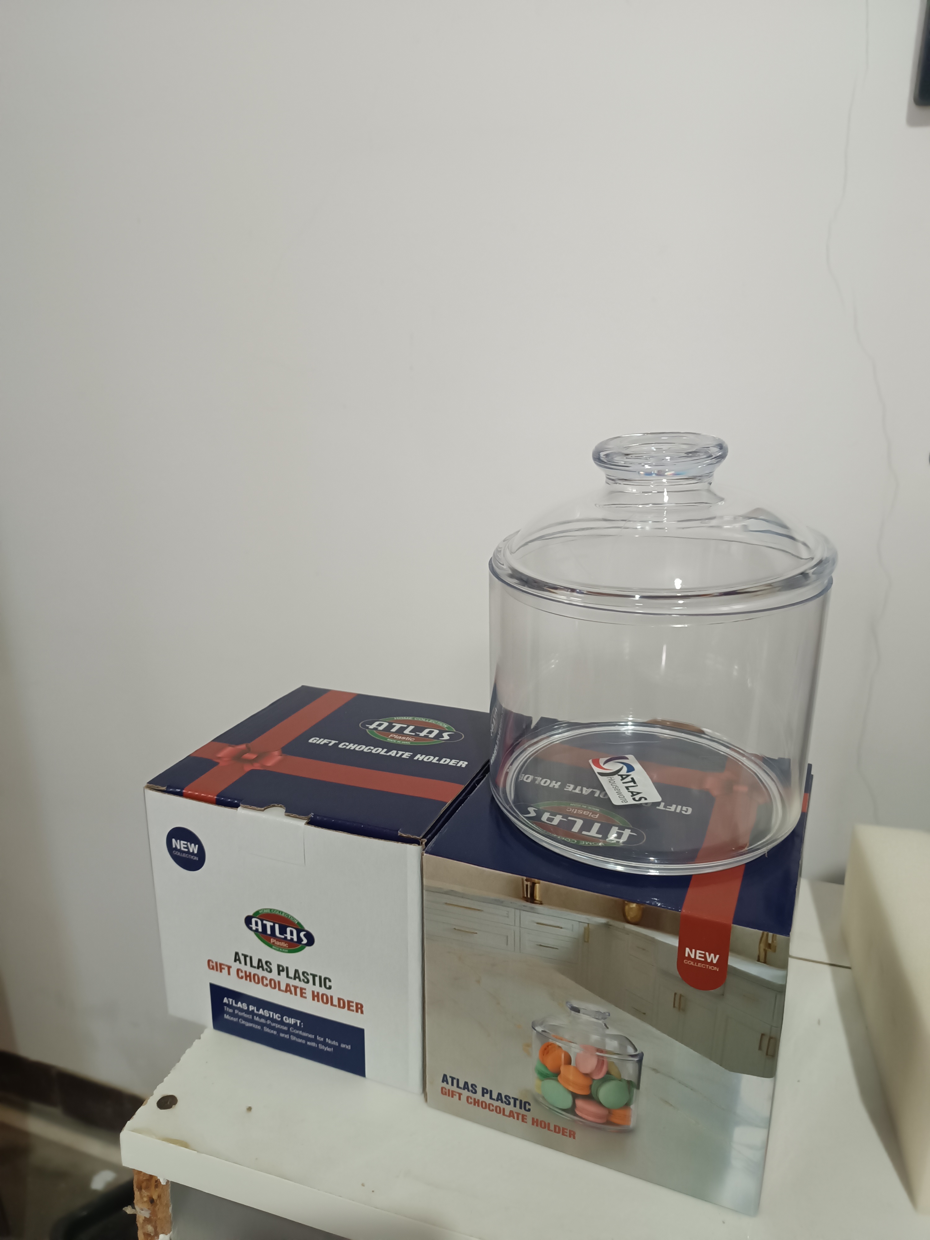 شکلات خوری هدیه اطلس گرد